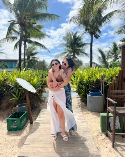 Carol e Raiany