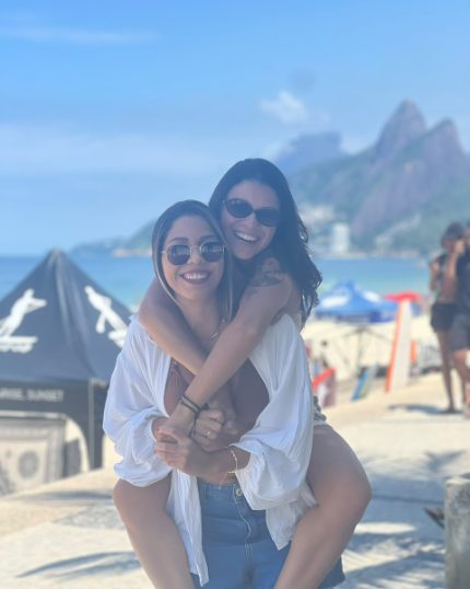 Carol e Raiany