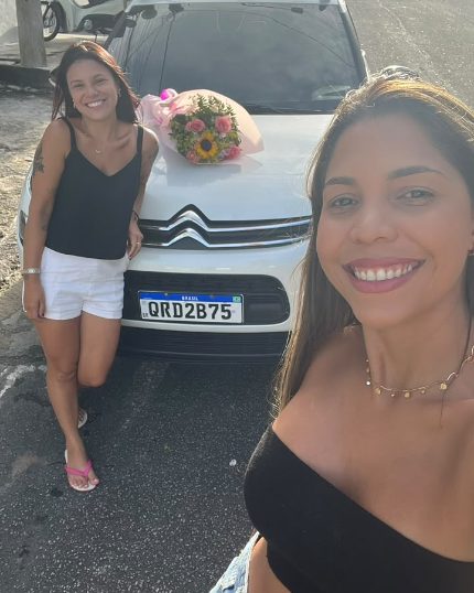 Carol e Raiany
